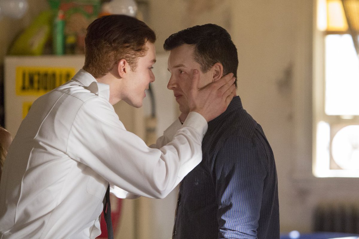 InTheEchelon's tweet photo. Ну и как в этот взгляд можно не влюбиться?
#Dylmas
#Gallavich
#10Rose
#Stydia https://t.co/hS3bkNWqT5