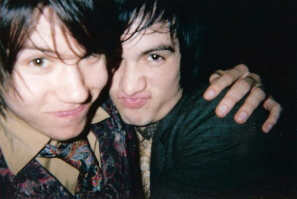 ImNotOxay's tweet photo. You're my best fucking friend, and I would die for you. https://t.co/dtbLs3Pr7c
