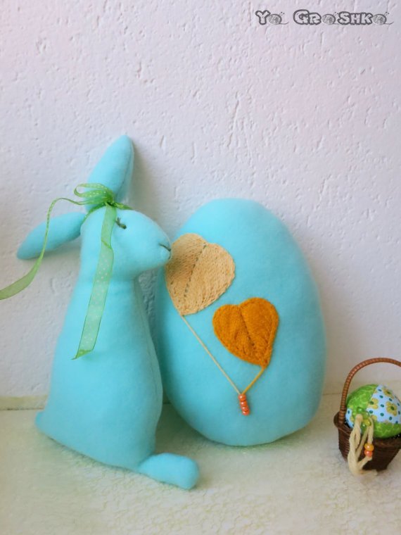 yagrashka's tweet photo. Bunny Felix &Egg Pillow / handmade easter by YaGrashka https://t.co/QlgIefLvG1 przez @Etsy #sdpteam #etsymntt https://t.co/IBfnjizqFU