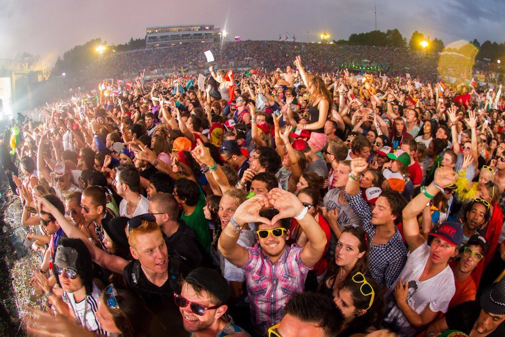 Zillarichtv's tweet image. "Posers sí, posers no"

Opinión; por @DannUrbez 
fevermusic.es/posers-posers-…