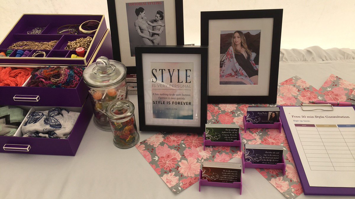 SaSSy31415's tweet photo. Stylish speakers gig at Secrets in the Garden. #styledbykirsty #SaSS #secretsinthegarden https://t.co/FleJEZWj67