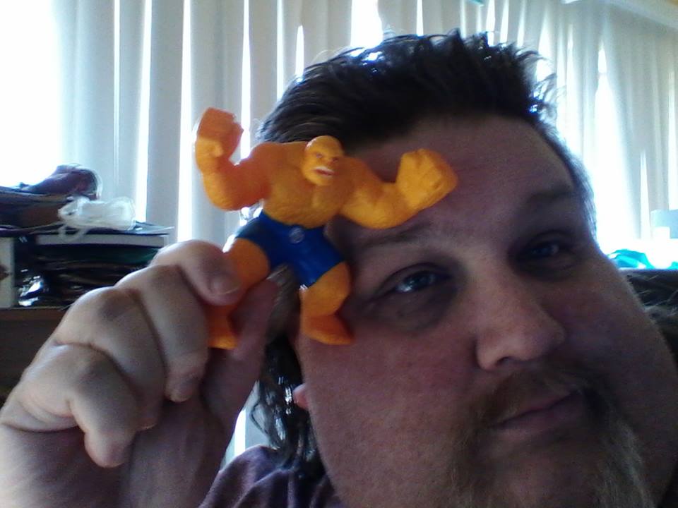 macandtrouble's tweet photo. HEY !! #AFWD2016 #comic I love my action figure ! @GMA https://t.co/JXV1OOAFJD