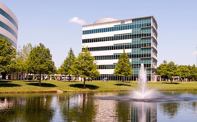 SunnyFlBlue's tweet photo. Join our team, we have job openings and become a @FlBlue tweeps. https://t.co/xMhwHObniF #flbluelife https://t.co/S7v9uMNgr1