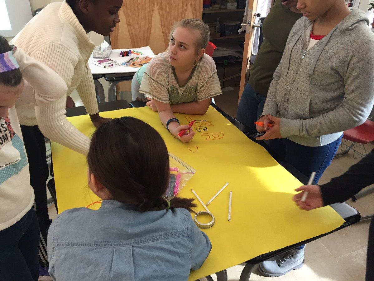 IPWLikeAGirl's tweet photo. A new group of activists from @The_School working to show the world what it means to do things #LikeAGirl #TSCIPW https://t.co/nhW8deHrX1