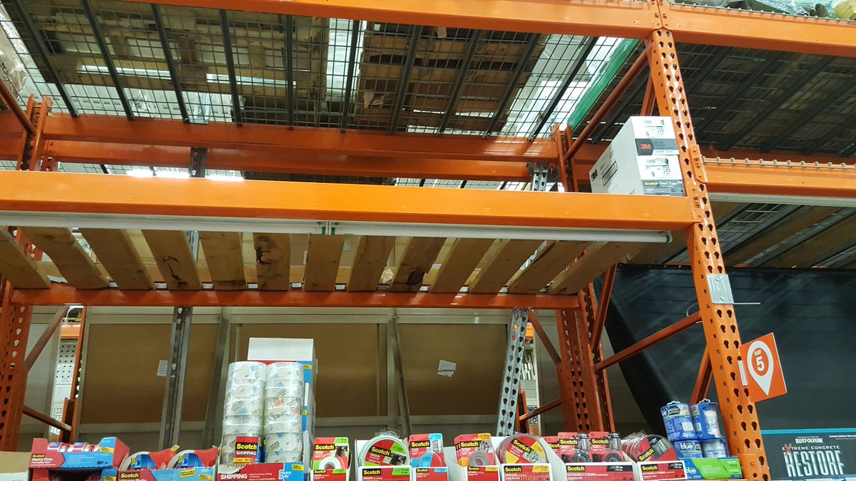 RudyCannavale's tweet photo. Another great job on packdown. ..store 1229..Mike D4 team...paint dept bays...#keepinginstock https://t.co/dIGp1ROYLf
