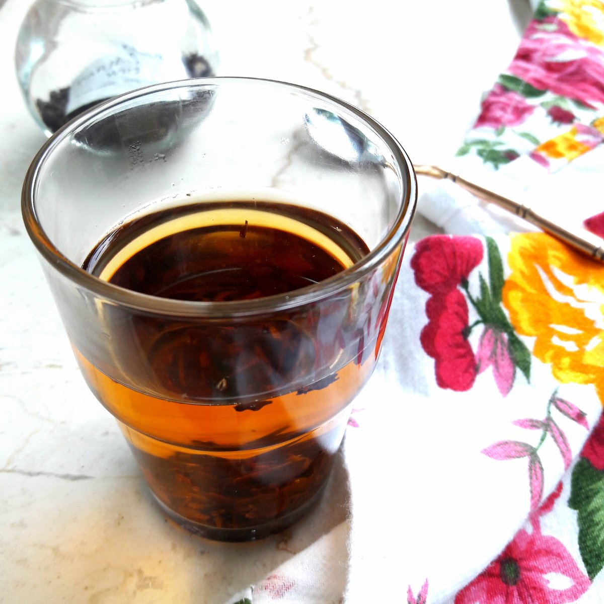 saffrontrail's tweet photo. Tip: Choose props that complement colours of the food/bev #FlauntWithGlassAndMetal #GalaxyA2016 @SamsungMobileIN https://t.co/1ad6PkLHpT