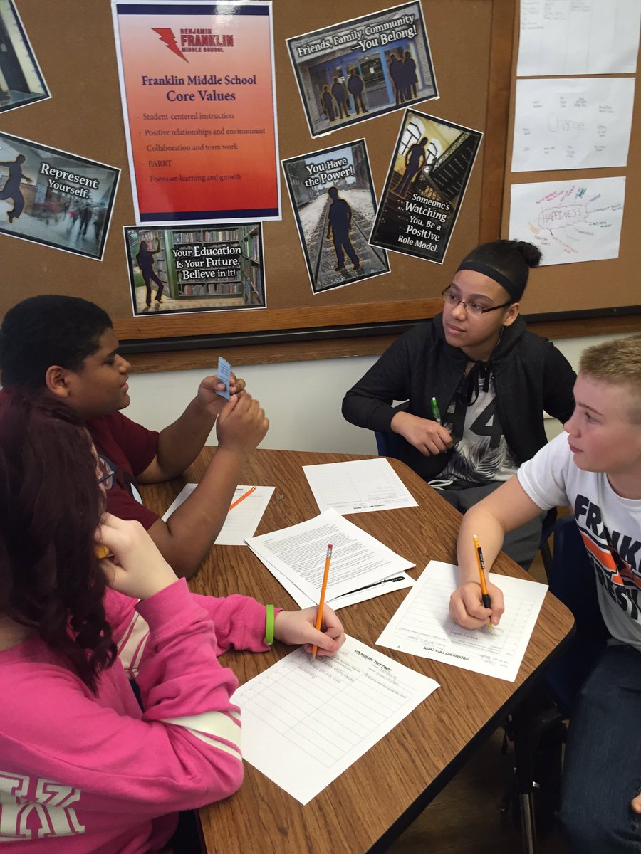 mrs_jhampton's tweet photo. Working with vocab #weknowthewords #weworktogether https://t.co/cVUDrbfLn5