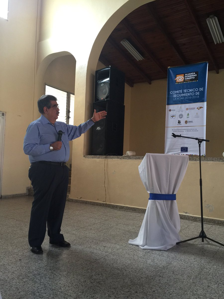 AGA_Honduras's tweet photo. #DPTMRE miembro del CTS/AGAH 2016-2018 expone el accionar de la AGA en Honduras #Danli #IIIPAGAH https://t.co/WgGO9LRB2Y