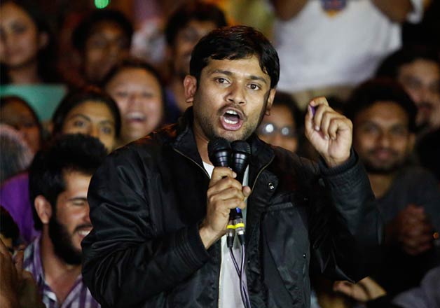 indiatvnews's tweet photo. Police arrest #AdarshSharma who announced Rs 11 lakh bounty on Kanhaiya’s head
https://t.co/tp6UaOYCKF https://t.co/eoHc6nvqNF