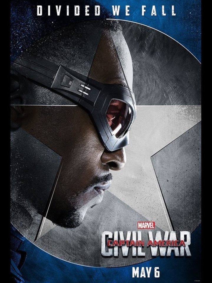 Cinepolis's tweet photo. Con ustedes... ¡Team #CapitánAmérica! Llegan pósters de #AntMan, #Falcon y obvio de Bucky Barnes. #CivilWar https://t.co/NUWcacmPI6