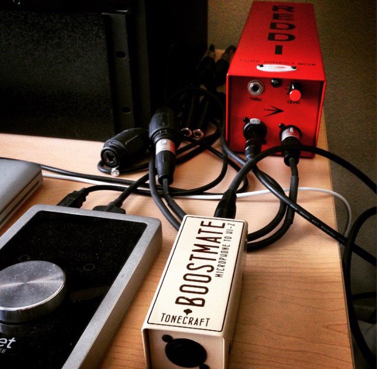 thebasshang's tweet photo. Some of my favorite studio toys #Adesigns #REDDI #ToneCraft #BoostMate #Apogee #Duet https://t.co/zs1IiOkGCF