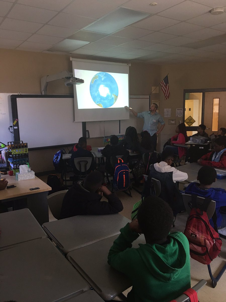 ems6stampede's tweet photo. #UAProf #SouthPole #TextToLifeConnection #TCSLearn #ELA #6thGrade https://t.co/smpTgJooYv