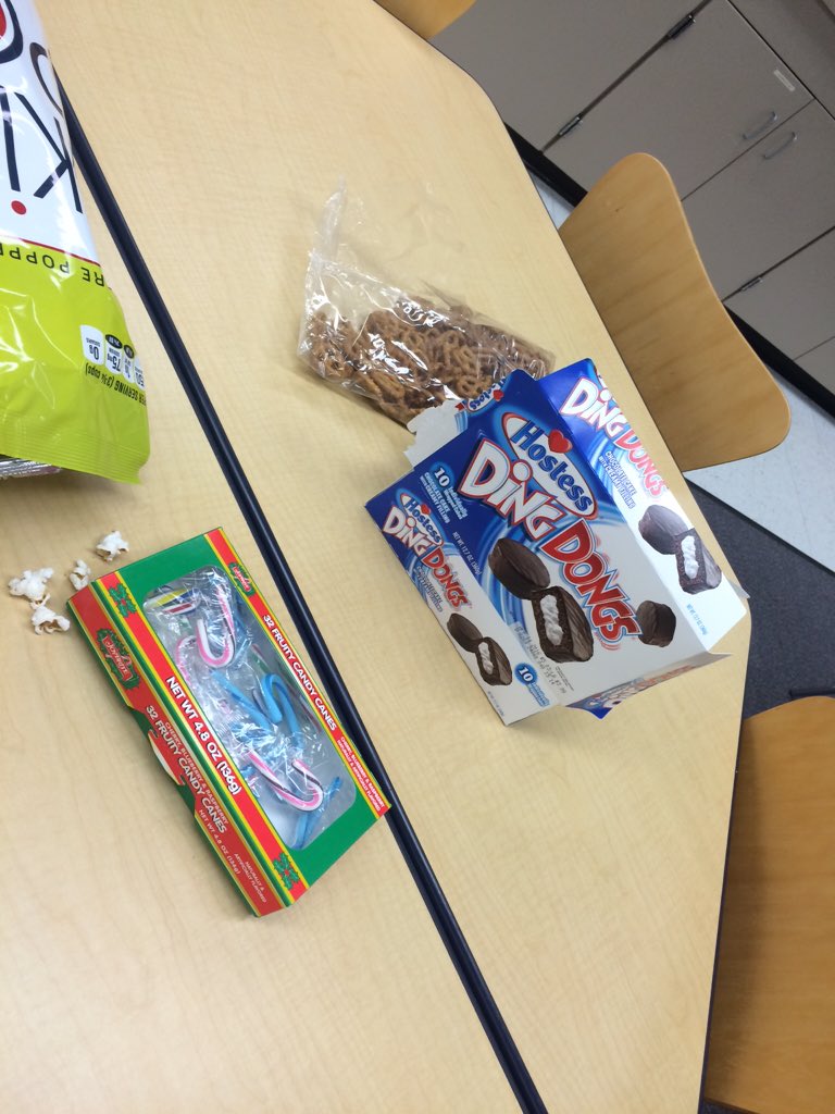 vptobe's tweet photo. We need to educate our teachers on nutrition so they understand and live it and teach it. #teachersnacks https://t.co/30rSBBLgeU