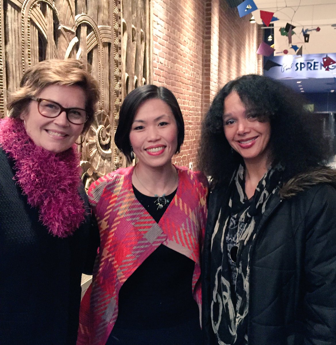 GinDanceCo's tweet photo. What a nite! Great seeing those who came to our show @DCINTERSECTIONS. It means so much to us #Gindance #INTERSECT16 https://t.co/YFGjGDnaQg