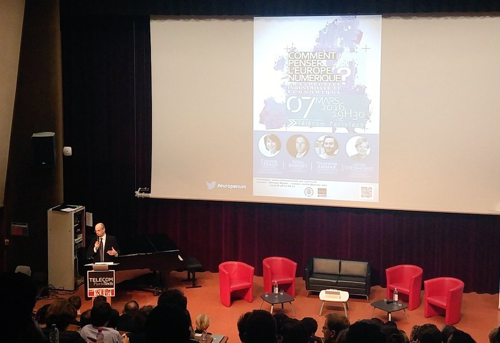 asso_MPT's tweet photo. Discours d'introduction par @jmblanquer directeur de @essec  #europenum https://t.co/Rno1D2EP7B