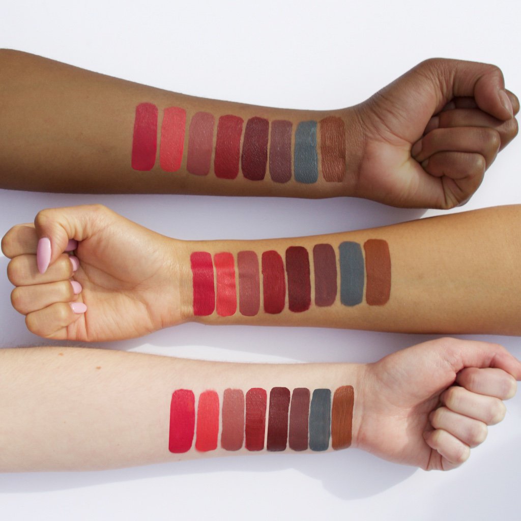 ColourPopCo's tweet photo. Are you following us? Be the first to know about new releases, promos, or just chit chat with us :) https://t.co/1xhmW7qaDK