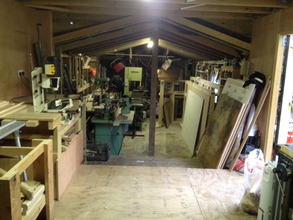 oakjoiners's tweet photo. Good clean up is what it needed #workshoptidy https://t.co/BaTRZNtWCQ