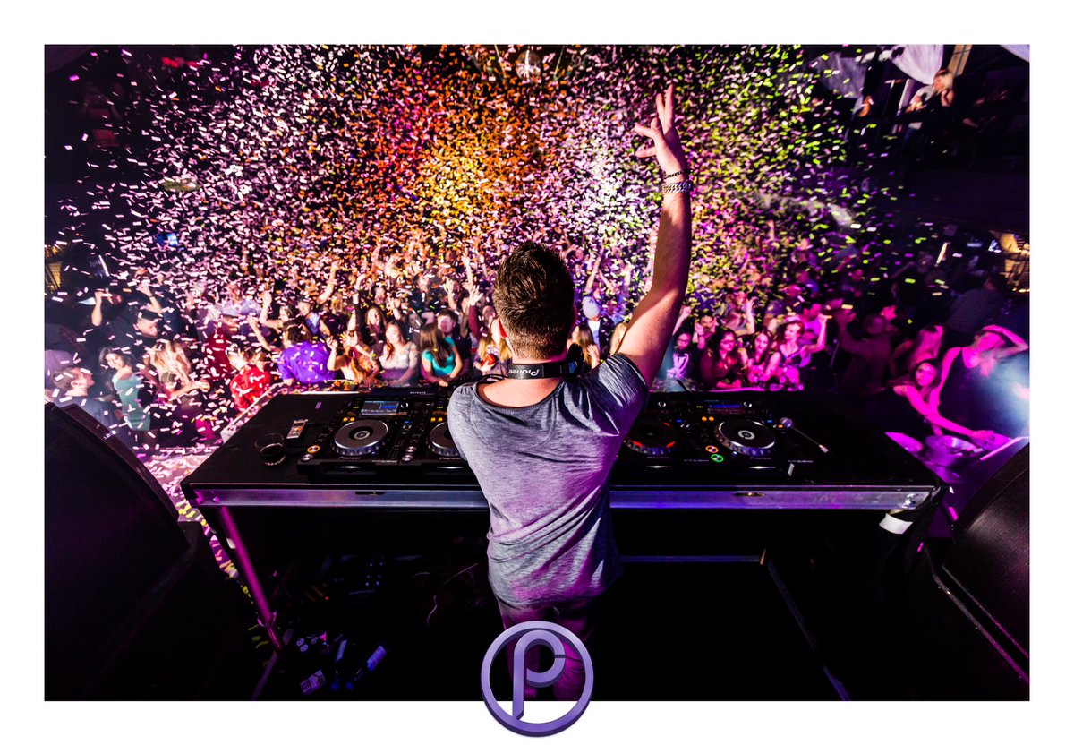DAARphotography's tweet photo. @SandervanDoorn at @ParkCityLivePC Saturday night. #daarphoto https://t.co/uvvx42DNJy