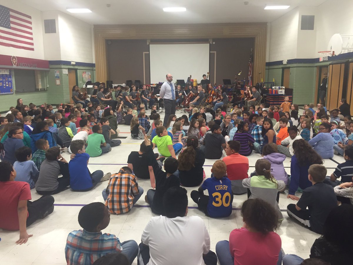 JenniferMFarr's tweet photo. JCHS orchestra visit. Great job!! #usd475 #475TC #lincoln5g #lincolnlions475 https://t.co/HXKSZmpWru