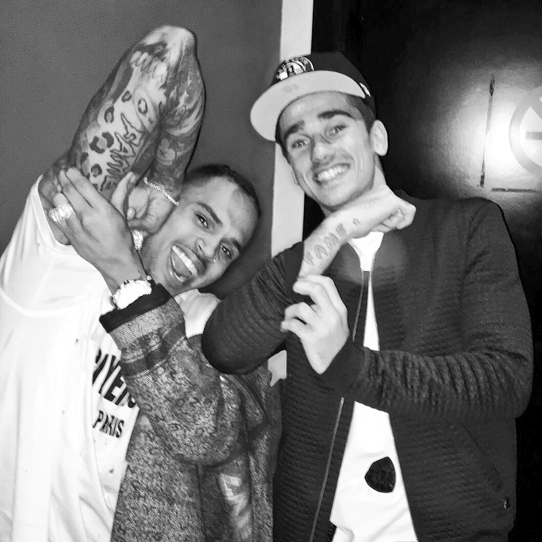 AntoGriezmann's tweet photo. Last night... 👌🏽 #FAME https://t.co/Osi3aB1RPp