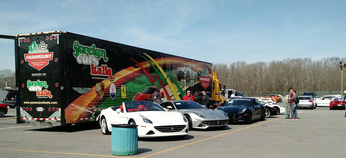 VIRNow's tweet image. Sweet sounds of spring, cars on course on. @ferrariclub here &amp;amp; they brought some friends. @ForeignCarsInt #dreamcar