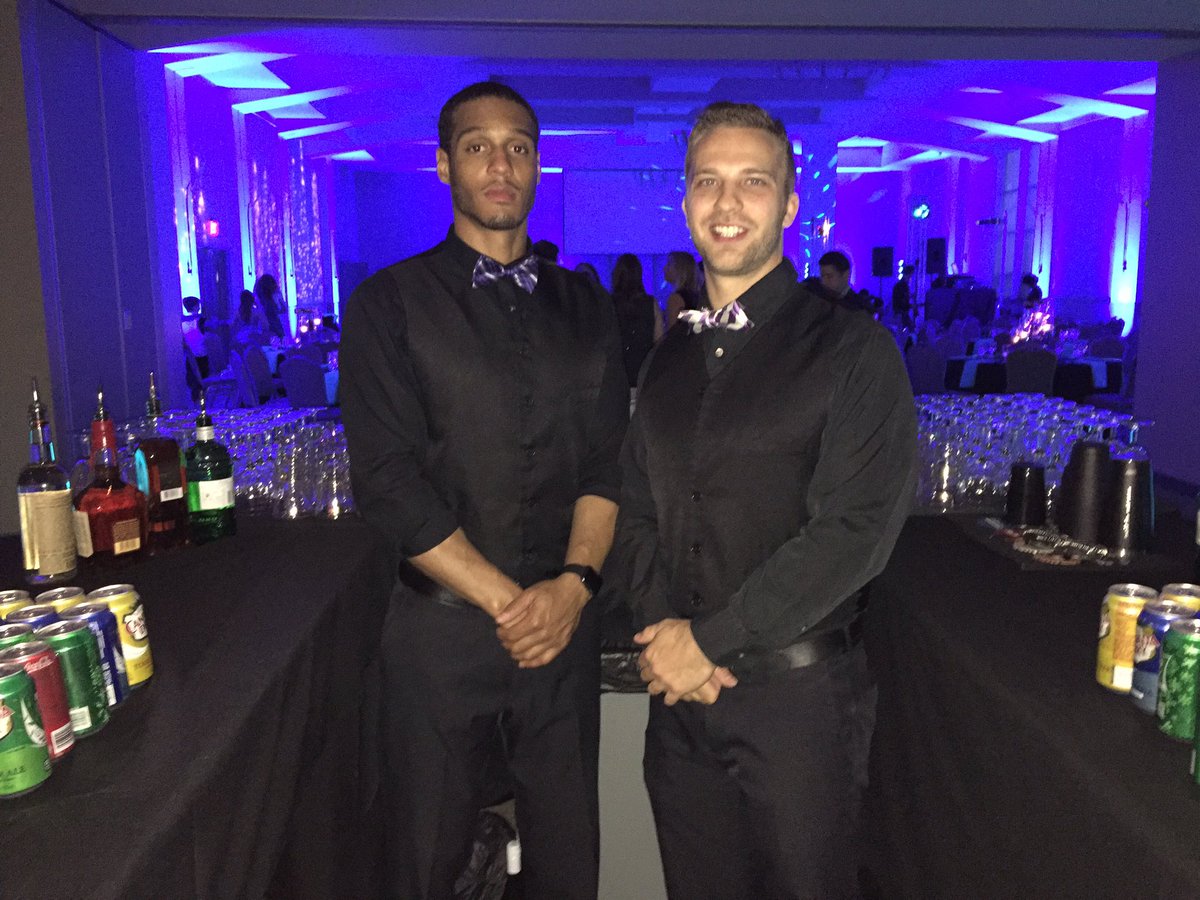 RTBOMG's tweet photo. They clean up all right. #CoolBartenders #RaisingTheBar #BowTieGameStrong #CoolJob #AtlantaEvents https://t.co/Um9cyu2dMo