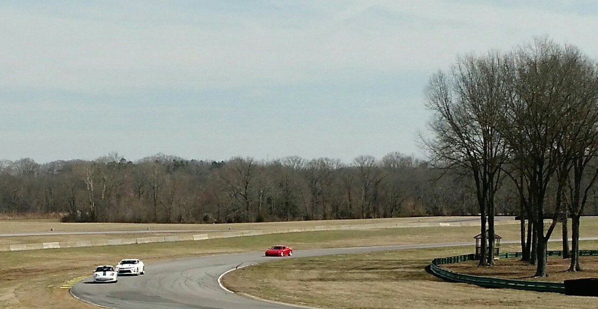 Sweet sounds of spring, cars on course on. <a href="/ferrariclub/">FCA</a> here &amp; they brought some friends. <a href="/ForeignCarsInt/">Foreign Cars Italia</a> #dreamcar