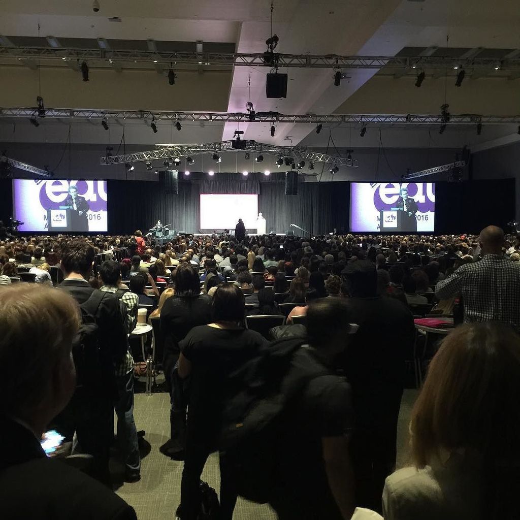 MathWars's tweet image. &quot;We got to keep Austin weird!&quot; -temple grandin at #sxswedu (Mr Nelson repping #sasmLAB thi… ift.tt/1Lao26r
