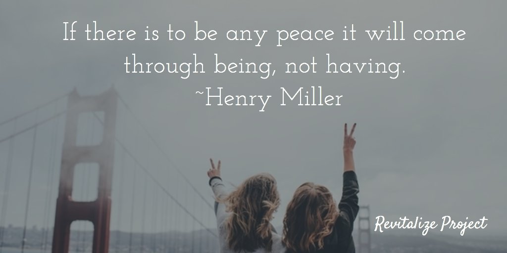 revitalizeproj's tweet photo. More stuff does not bring happiness or peace. Look within. #ownlesslivemore #findyourhappy https://t.co/erdqzCz5Am