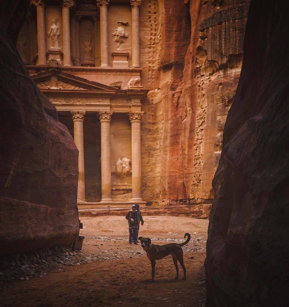 sefayamak's tweet photo. Bi Efes değil ama #petra 'da iyidir :) #lifeinjordan #jordan 2015 https://t.co/LRzghMDfP8 https://t.co/cF36z3UGBT