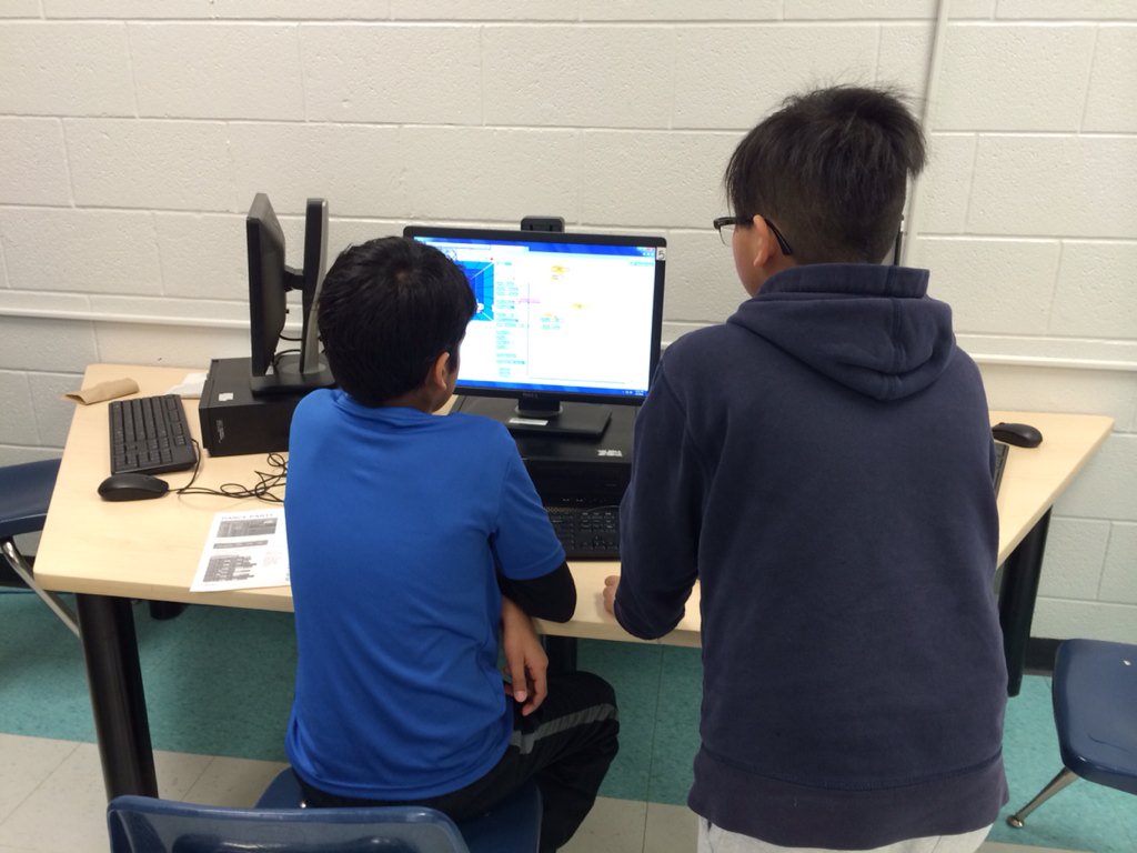 jenniclia's tweet image. Ss love #Coding Club using #ScratchMIT at @CNEWM_Brampton #dpcdsb #dpmath #STEM