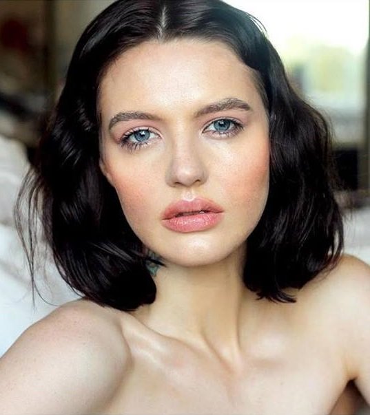 DrPAWPAW's tweet photo. After a dewy skin look? Achieve just that with our original balm like the beautiful @hazeface #dewy #makeup #mua https://t.co/vDymM3ckZY