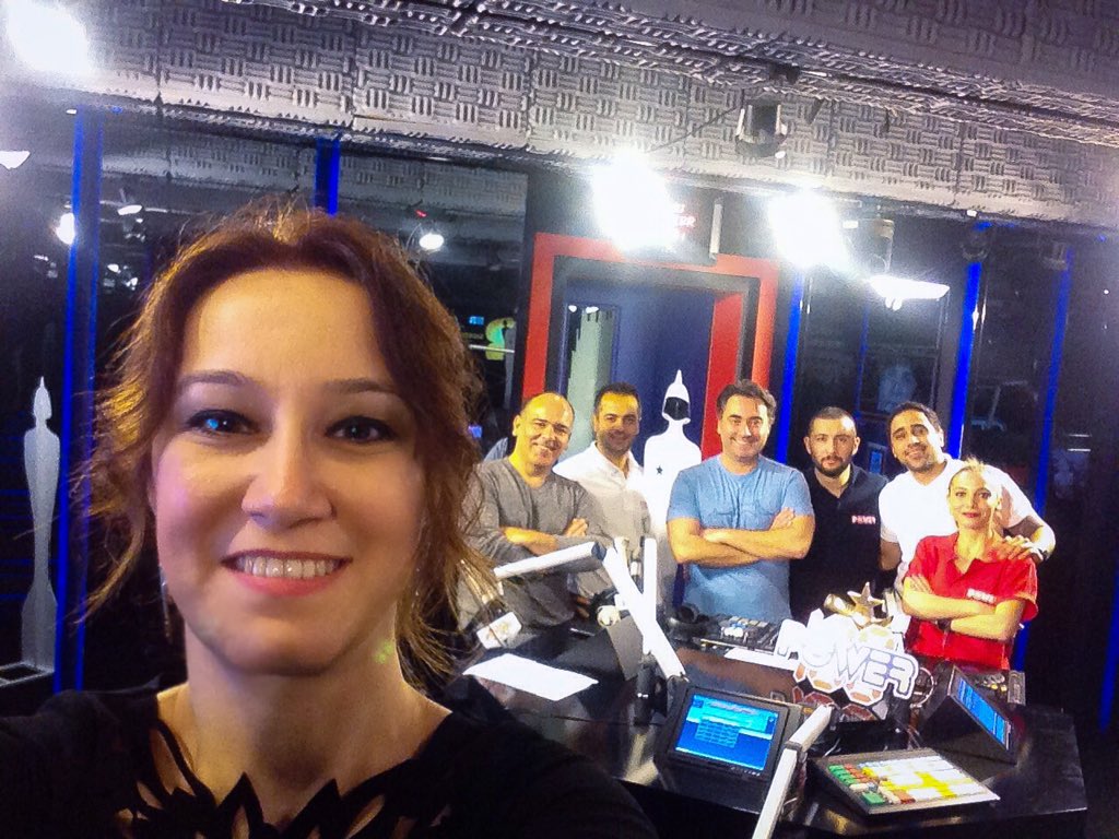 imgeozdemir's tweet photo. Vee #Brit Ödülleri canlı yayını böyle sona erer💯 @power100fm #britpowertv #BritAwards2016 https://t.co/SxCJU22IKC