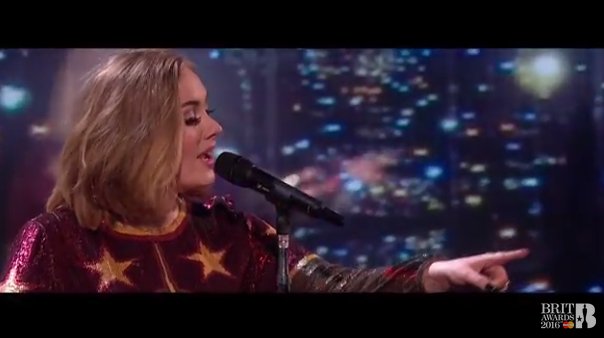 OfficialAdeleIT's tweet photo. Non è stata STREPITOSA? #BRITs #AdeleBRITs https://t.co/o7LLMvYSyJ