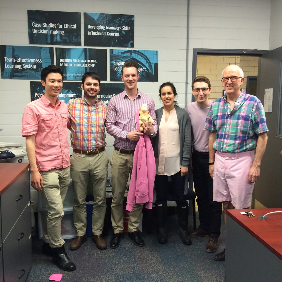 ILeadUofT's tweet photo. #UofTILead is wearing pink for #pinkshirtday! #pinkskule @uoftengineering @ChemEng_UofT https://t.co/yzvfkaoARS