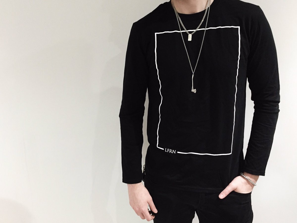 These are the last shirts we'll be printing! Grab one before they're gone!
liferuinercanada.storenvy.com