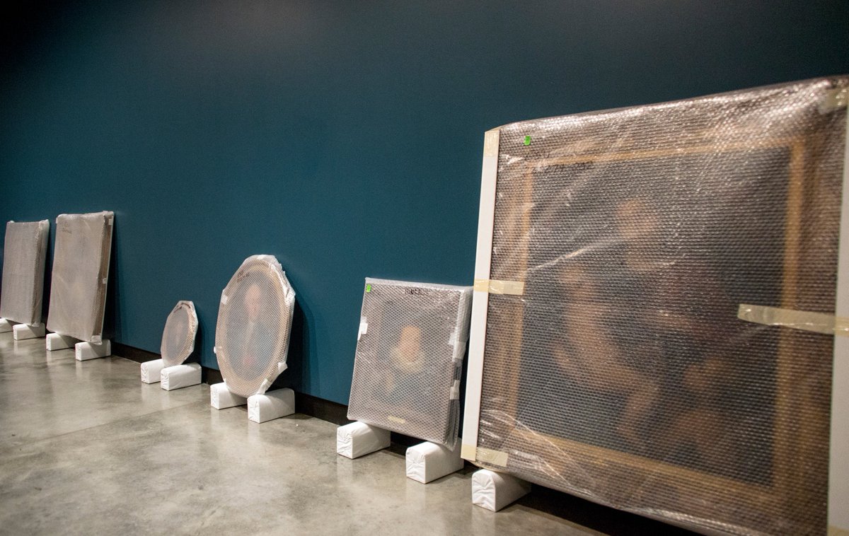 CSUartmuseum's tweet photo. Works arrive at Gregory Allicar Museum of Art #CSUArtMuseum, #CSUArt https://t.co/hYgkeUKBLL