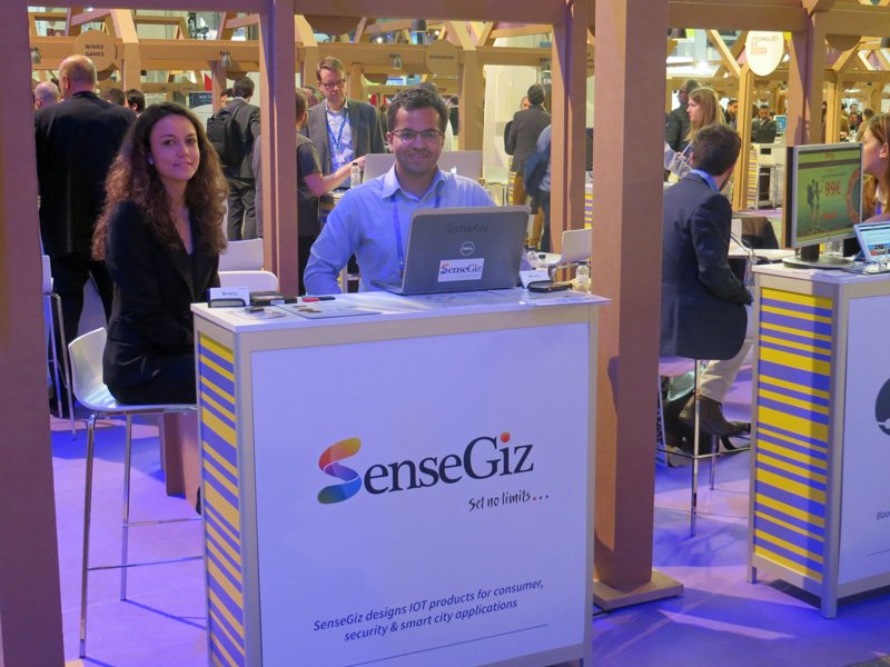 icanbounce's tweet photo. Nice people we met at #4YFN16 https://t.co/rR4cch5i1p
