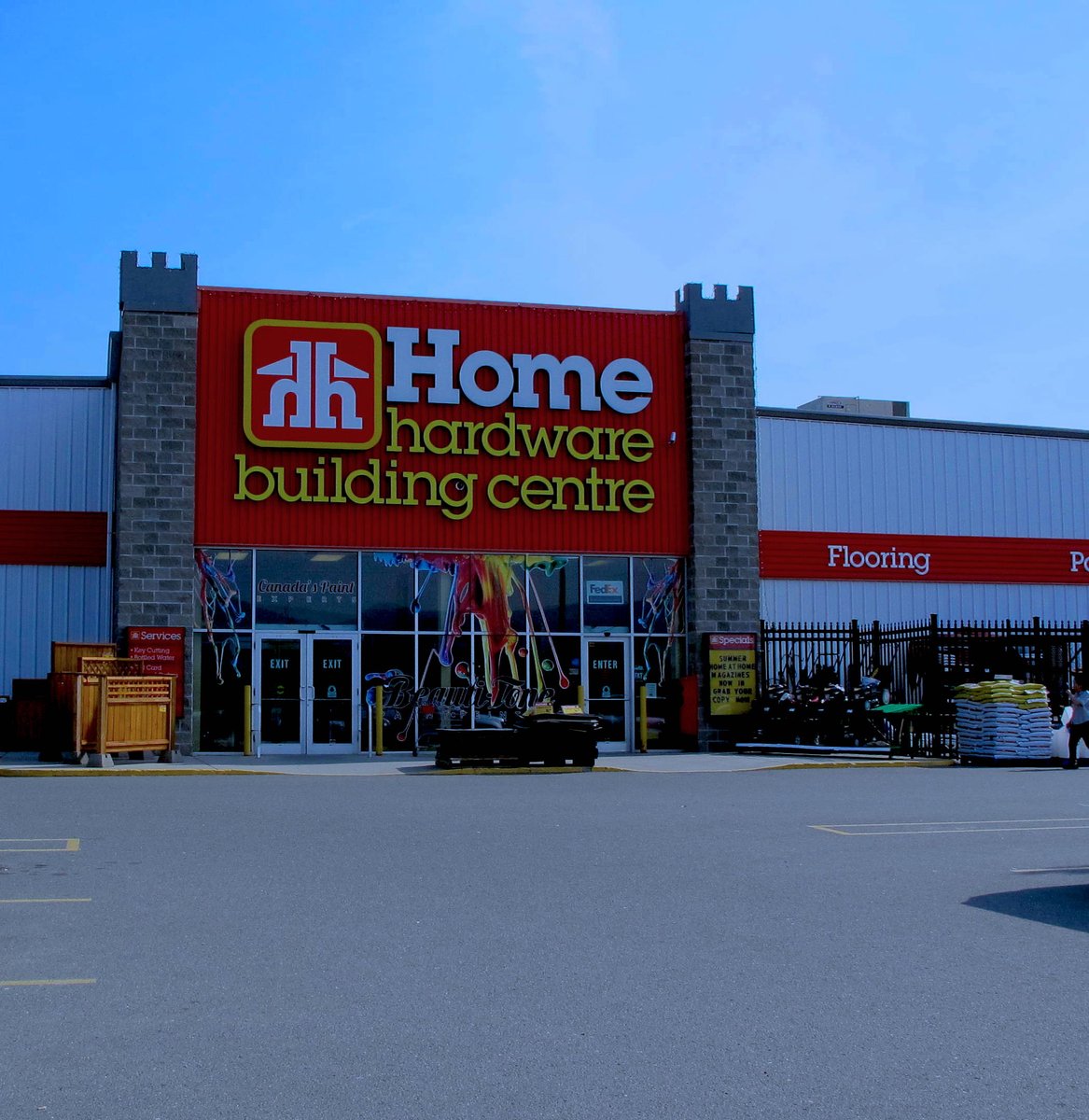 Nothing better than sunny days at Kamloops Home Hardware!