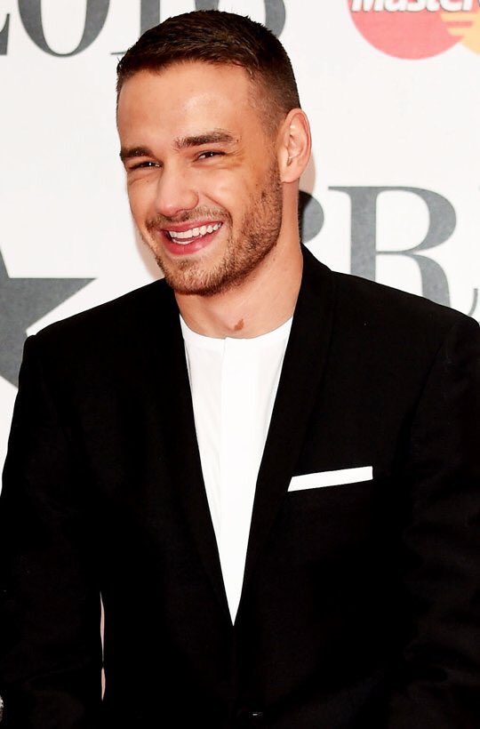 IfSheStansLiam's tweet photo. If she stans Liam you're lucky if she's even alive after today https://t.co/tc6P9siMAV