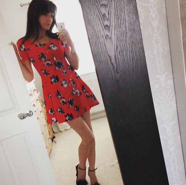 TrueSubmissive's tweet photo. It was a red dress and fluffy heels kinda day for this little sub :) 

https://t.co/Rrkdg6UpB3 https://t.co/6Kr515oP3p
