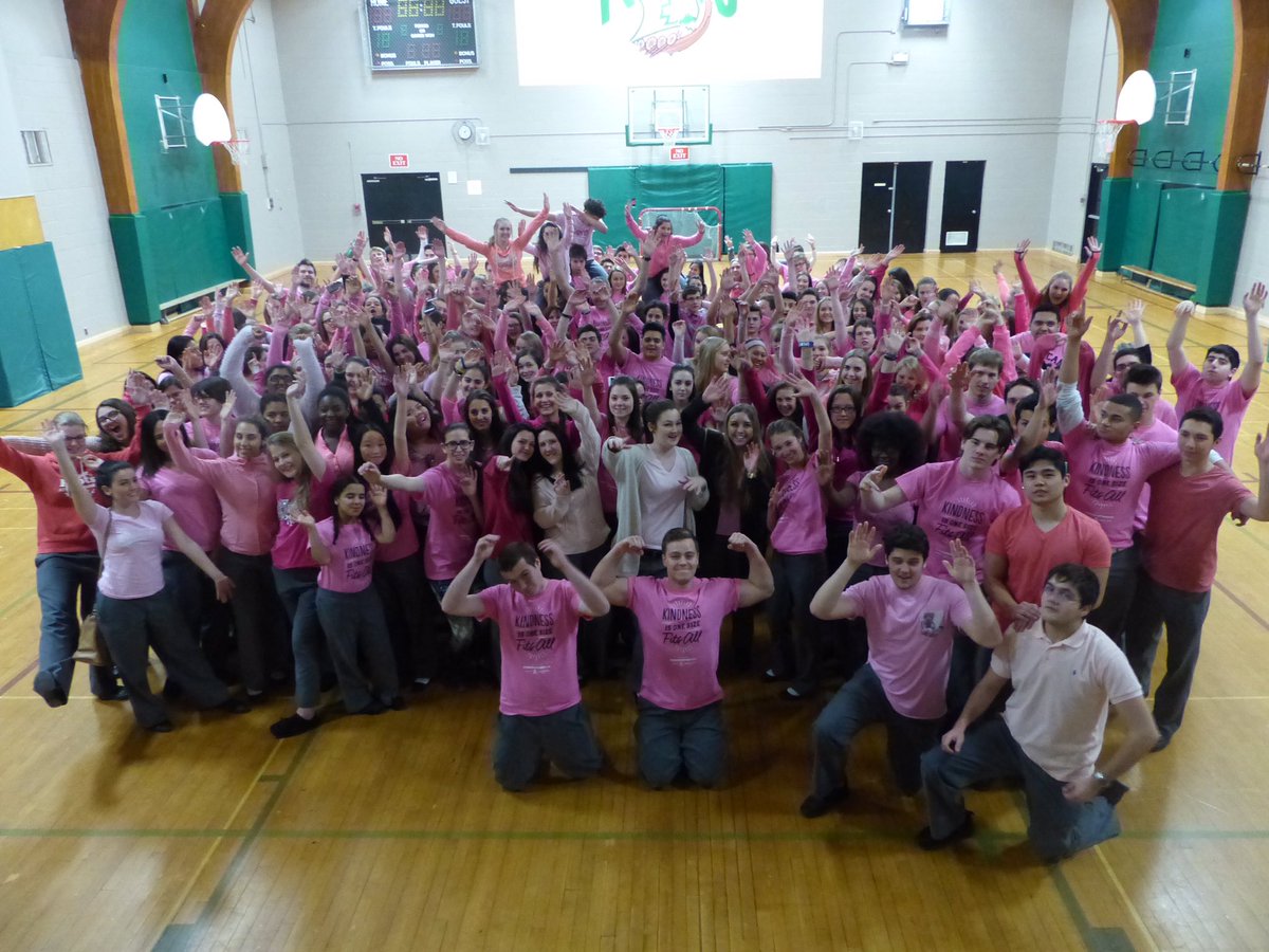 hcwethenorthend's tweet photo. Pink Shirt Day was a huge success! HC says 'No!' to bullying! #WeTheNorthEnd #PinkItForward #LookingGoodInPink https://t.co/tZIlKITVEG