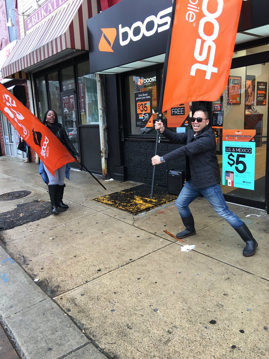 BoostLancaster's tweet photo. when your #boostrep says your flags looks boring.. 😭😭😭 #maytheboostbewithyou #hescrazy #philly #westphilly https://t.co/QOWPJZ6LRw