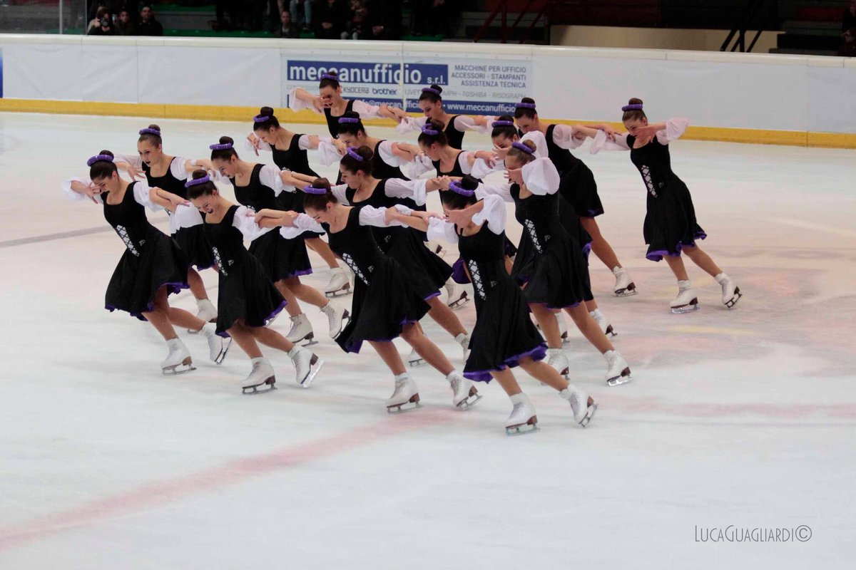 Hot Shivers Junior - Free Program #springcup #iceskating #synchro