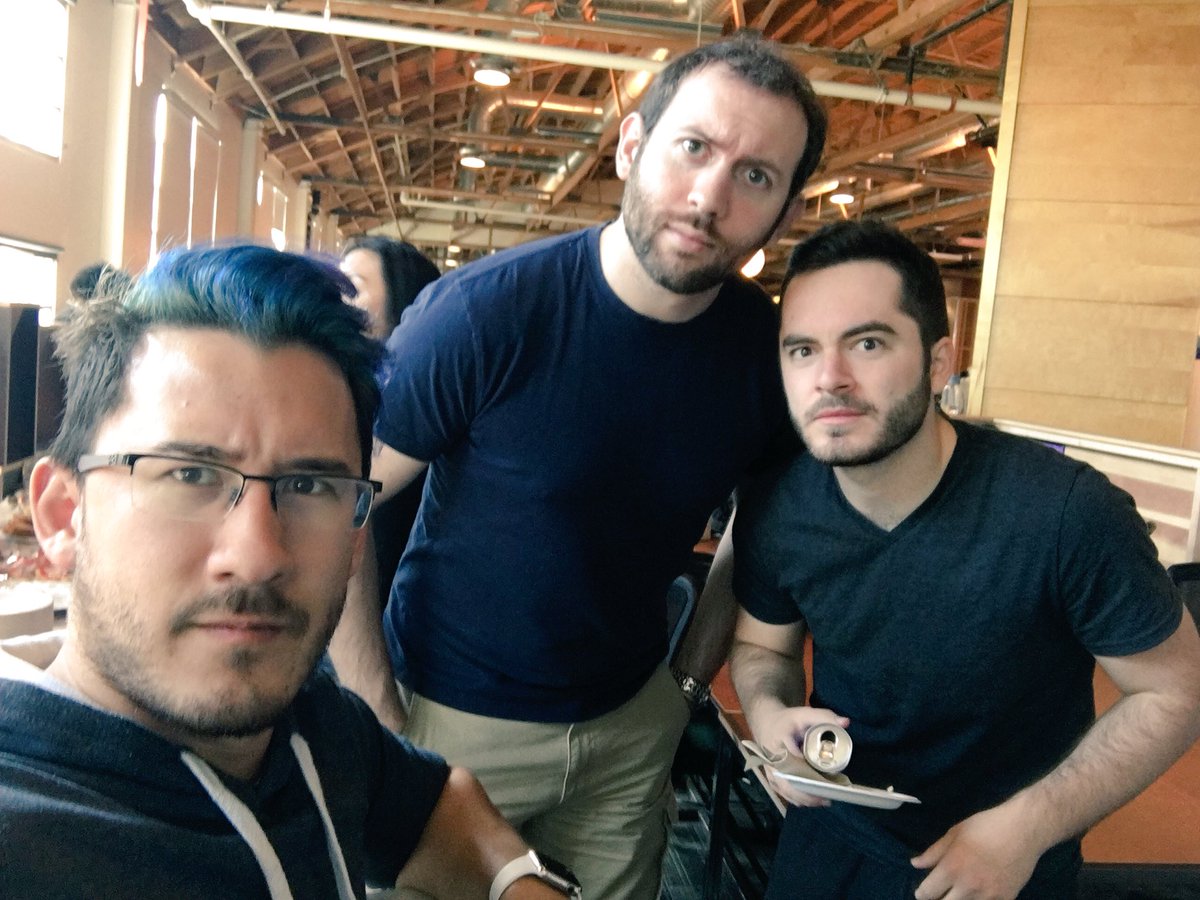 markiplier's tweet photo. Eff https://t.co/TfneLBSopL