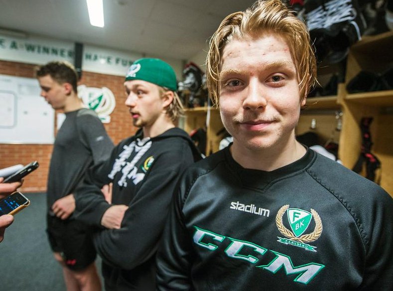 Oskar Steen om treårskontraktet och NHL-klubbarnas intresse.
vf.se/sport/ishockey… #FBKse (ping <a href="/MWikstrand/">mikael wikstrand</a>)
