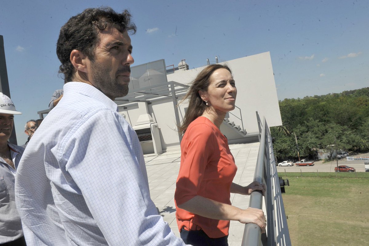 ebasavilbaso's tweet photo. Con la gobernadora de la provincia de Buenos Aires @mariuvidal recorrimos el #DesarrolloUrbanístico de #Canning https://t.co/m2e5TPMJRx