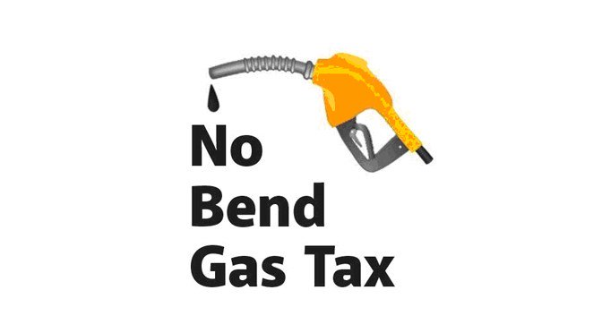 DeschutesGOP's tweet photo. Supporters/Opponents square off on Bend gas tax https://t.co/CyEMIygoyY https://t.co/9dEuotwMQd