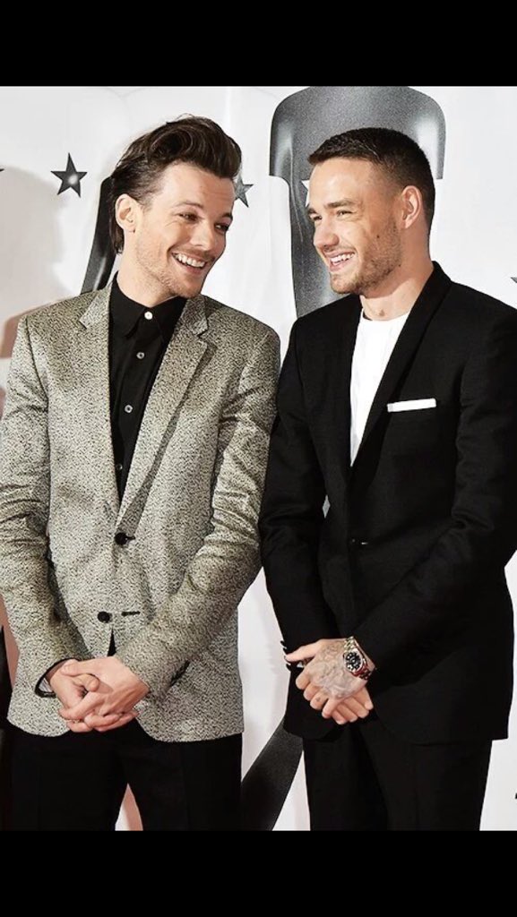 Help_Solodms's tweet image. The link for the read carpet of the #BRITs : assets-iframe.ggwebcast.com/facebook/brita…