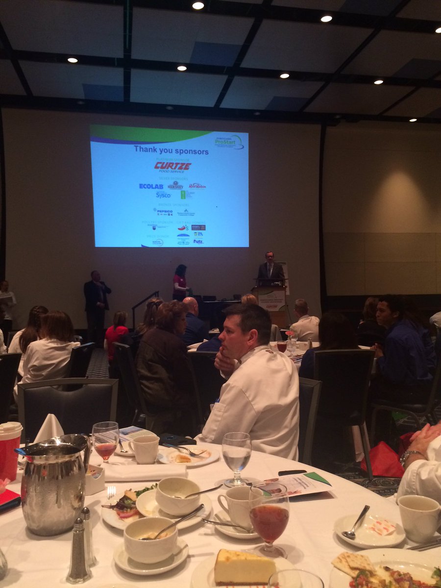 AdelfiPromo's tweet image. "Never put a limit on your dreams" #NPSI2016